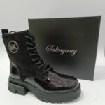 {+ПОДАРЪК} Елегантни зимни боти в черно (с цип)