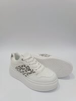 {+ПОДАРЪК} Класически дамски сникърси с олекотено ходило ( в бял цвят) - Image 3